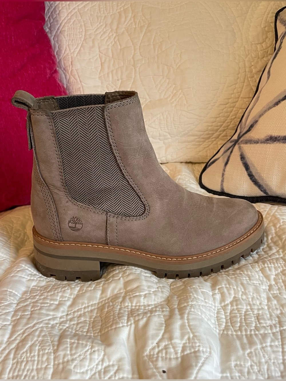 Timberland Women's Taupe Chelsea Lug Boot